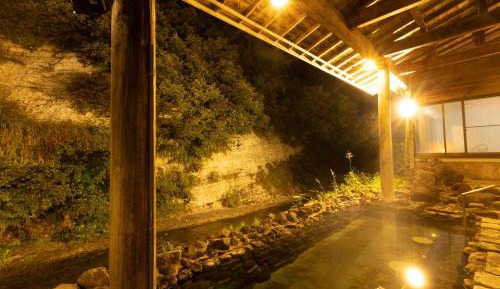 Suite with Open-Air Bath