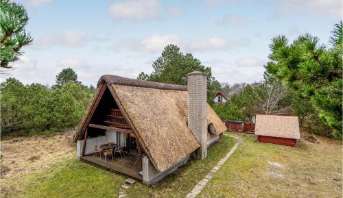 Three-Bedroom Holiday Home 