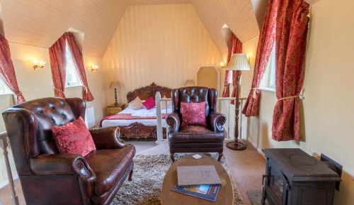 Woodford Room