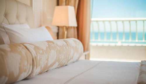 Junior Suite - Lateral Sea View