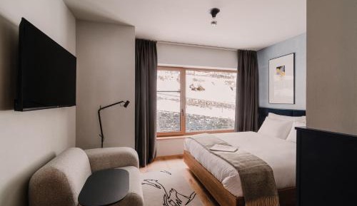 Queen Room