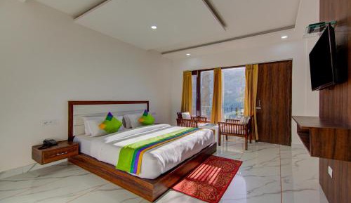 Standard Room With Balcony & Mini Fridge