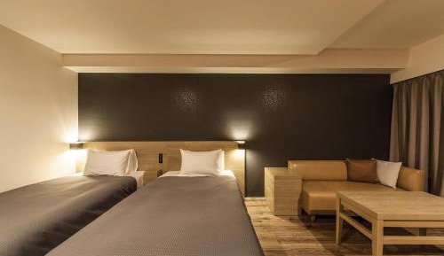 Deluxe Twin Room with Sofa bed and Balcony - North Wing