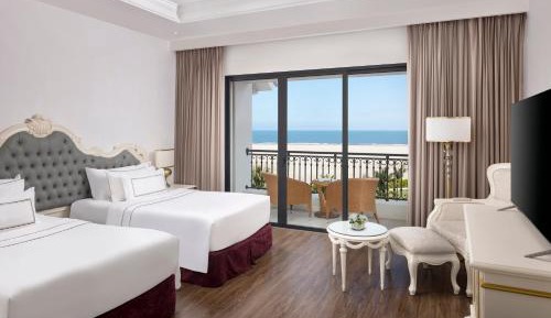 Two-Bedroom Deluxe Room with Sea View