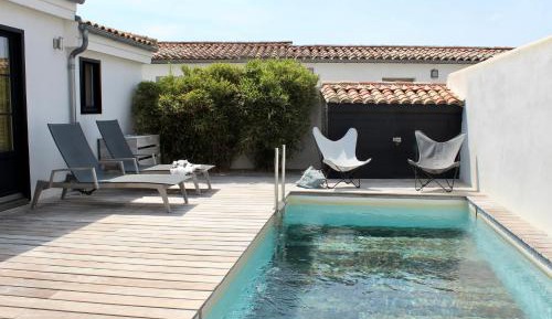 Two-Bedroom Villa with Private Pool with Bath