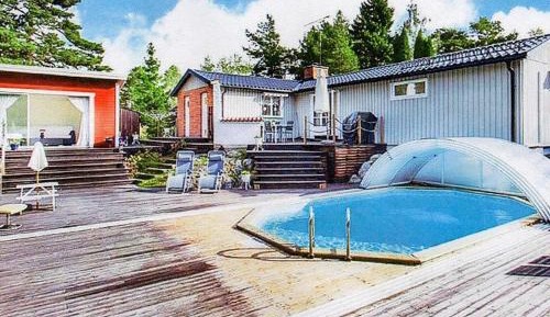 Two-Bedroom Holiday Home