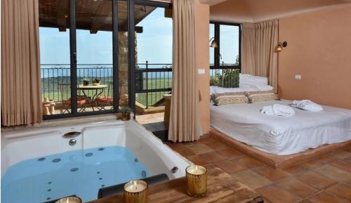 Suite with Spa Bath