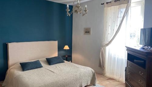 Superior Three-Bedroom Apartment (6 Adults)