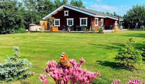 Five-Bedroom Holiday Home