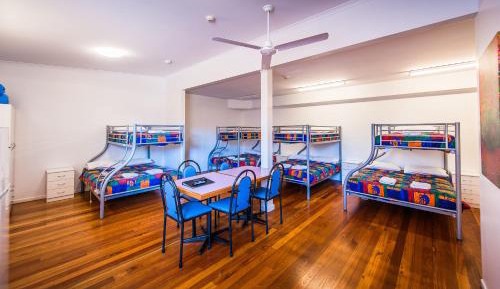 Family Room - 14