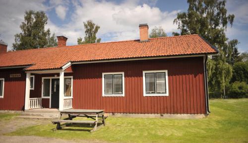 Two-Bedroom Apartment (8 Adults)