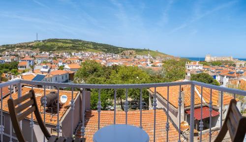 Deluxe Triple Room with Sea View