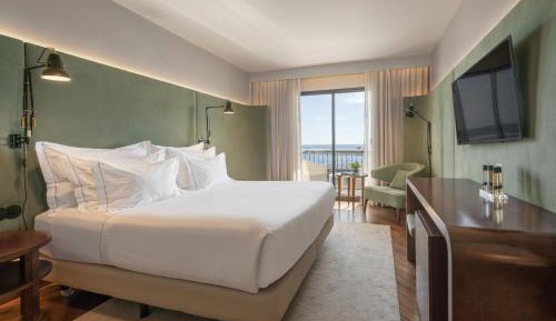 Double Room or Twin Room with Ocean View