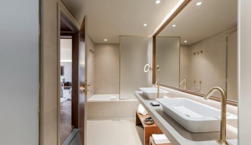 Suite with Ocean View