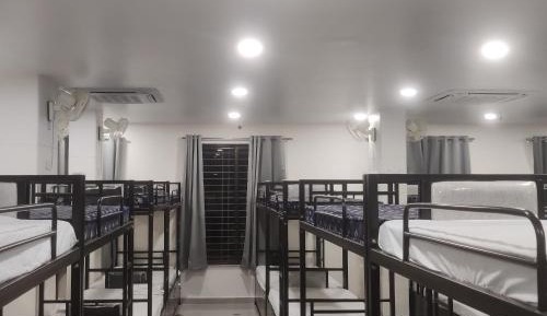 Mixed Dormitory Room