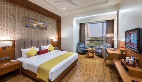 Superior King Room