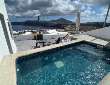 Deluxe Double Room with Sea View and Volcano View