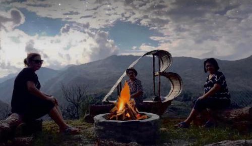 Bungalow with Garden View