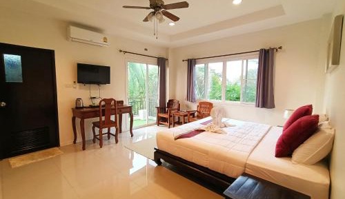 King Room with Garden View