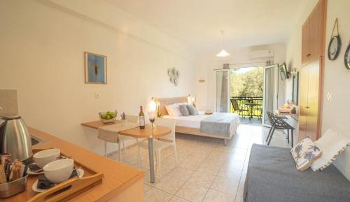 Triple Room with Balcony