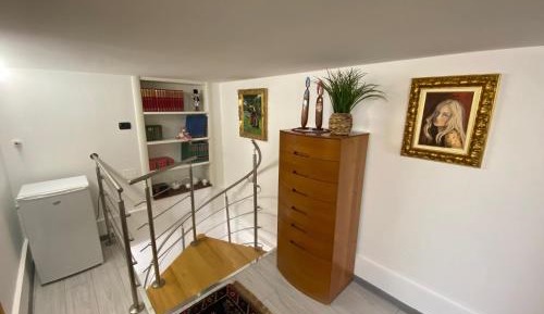 Deluxe Room (2 Adults + 1 Child)