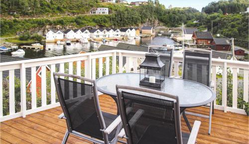 Four-Bedroom Holiday Home