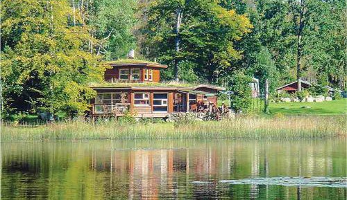 Two-Bedroom Holiday Home