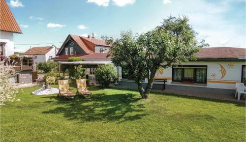 One-Bedroom Holiday Home