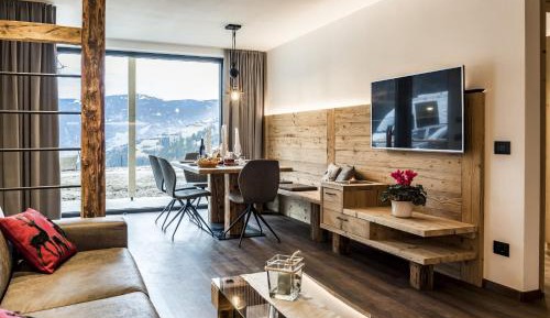 Apartment with Garden View