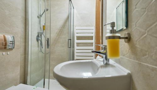 Economy Single Room