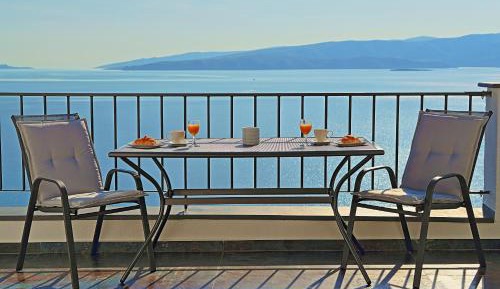 Studio with Sea View