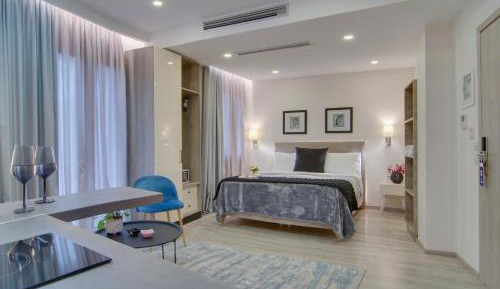 Superior Triple Room