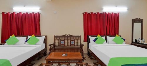Deluxe Queen Room with Two Queen Beds