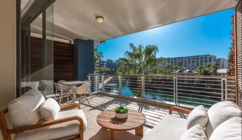 Apartment with Balcony