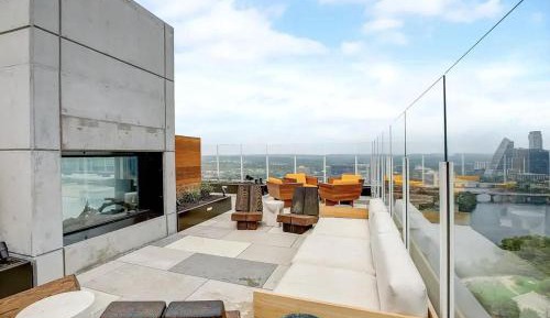 Apartment with Terrace