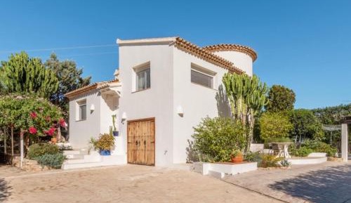 Five-Bedroom Villa