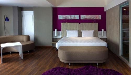 Executive King Room