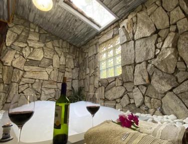 Chalet Duplex with Spa Bath