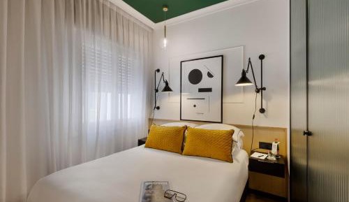 Solo Room