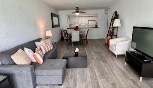 Standard One-Bedroom Suite with Bay View 610