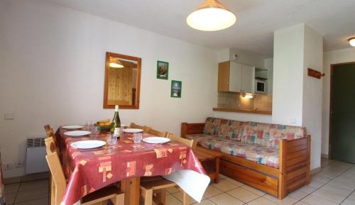 Apartment (6 Adults)