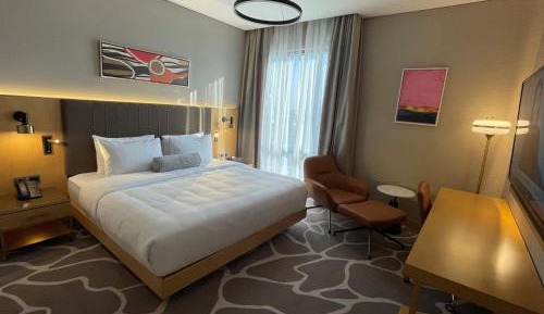 Deluxe King Room