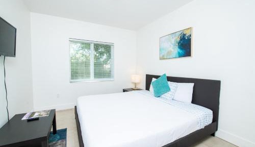 Two-Bedroom Deluxe Apartment