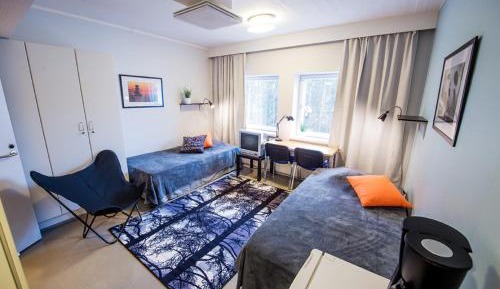 Twin Room with Shared Bathroom