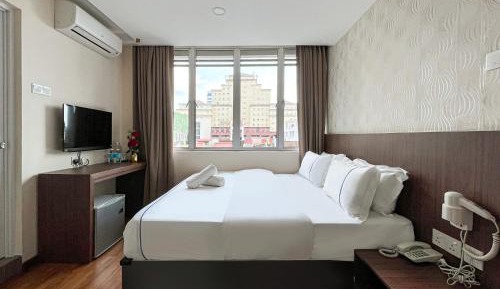 Deluxe King Room