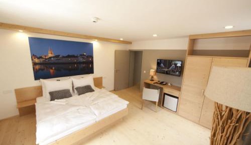 Superior Quadruple Room