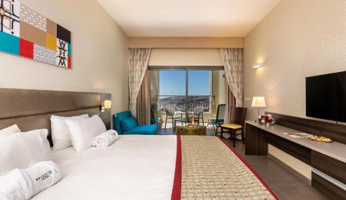 Deluxe Room with Balcony