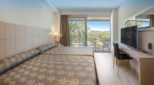 Twin Room with Terrace (2 Adults + 2 Children)