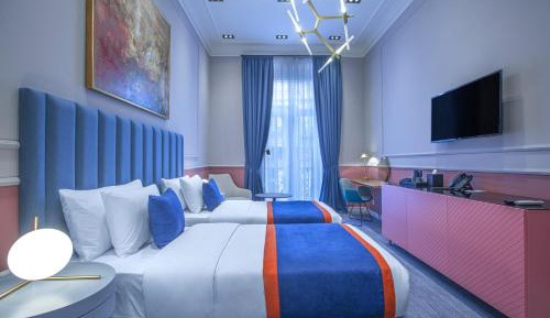 Deluxe Double or Twin Room with Balcony