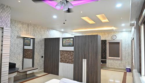 Superior King Suite